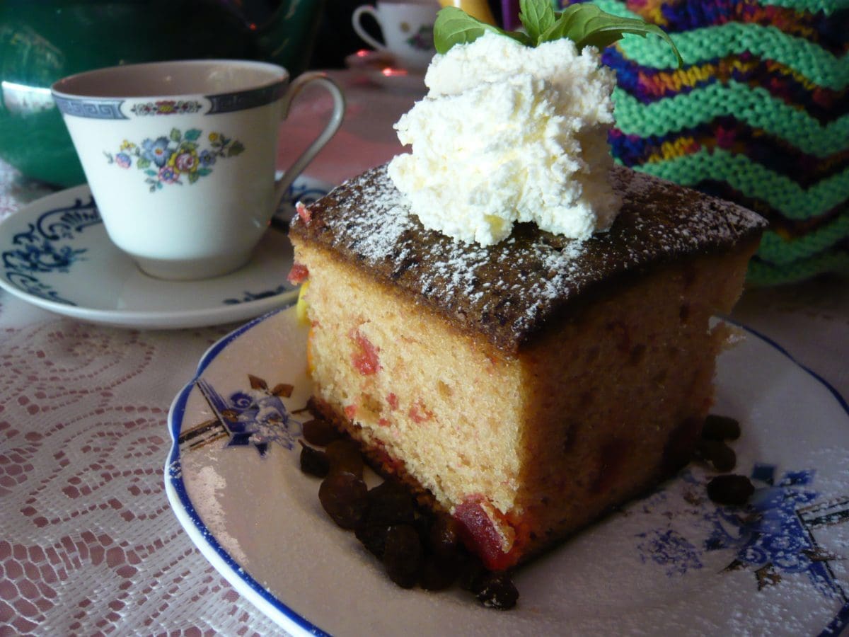 Cherry_madeira_cake